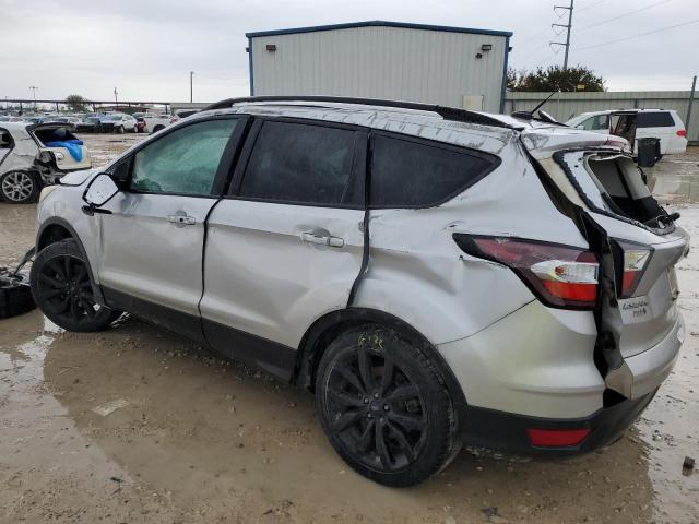 Изображение 2 2017 FORD ESCAPE TITANIUM 2017 с VIN 1FMCU9J9XHUD60301