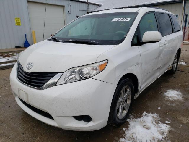 2011 TOYOTA SIENNA LE 2011 image