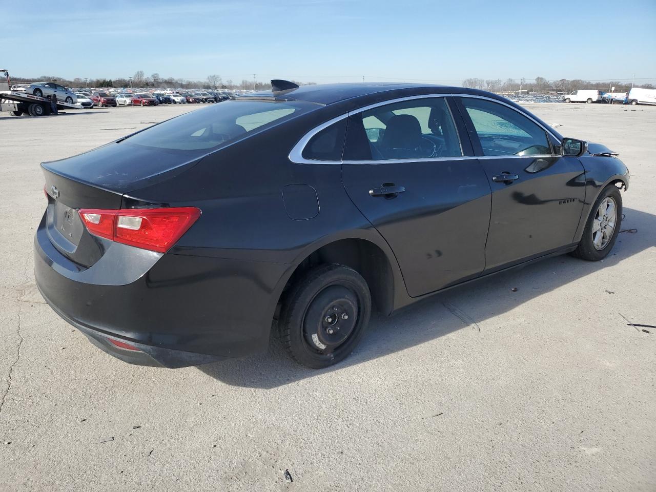 Image 3 of 2018 CHEVROLET MALIBU LT 2018 with VIN 1G1ZD5ST1JF159522