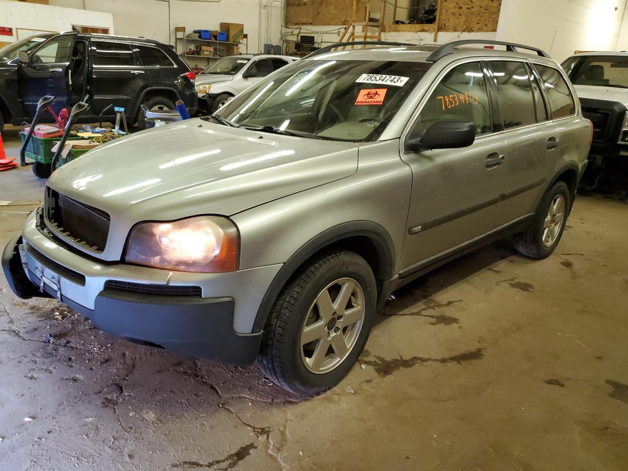 Image 1 of 2004 VOLVO XC90  2004 with VIN YV1CN59HX41032176
