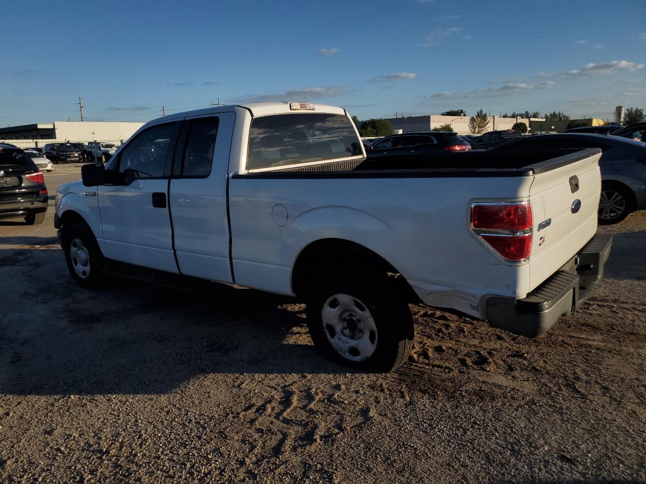 Image 2 of 2009 FORD F150 SUPER CAB 2009 with VIN 1FTRX12W69KB42994