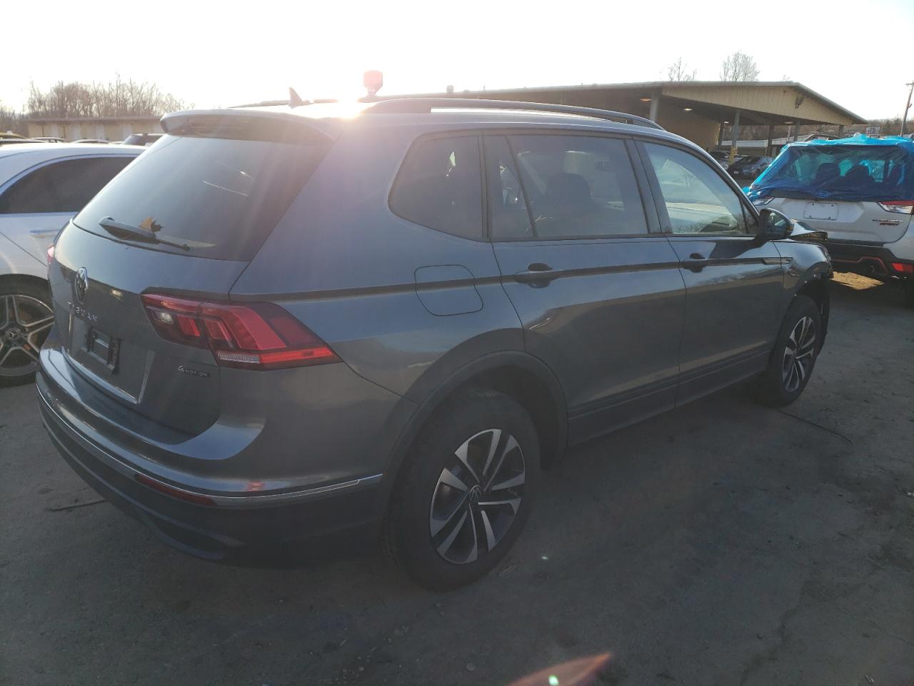 Image 3 of 2023 VOLKSWAGEN TIGUAN S 2023 with VIN 3VVFB7AX9PM112703