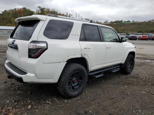 Image 3 of 2018 TOYOTA 4RUNNER SR5/SR5 PREMIUM 2018 with VIN JTEBU5JR3J5491803