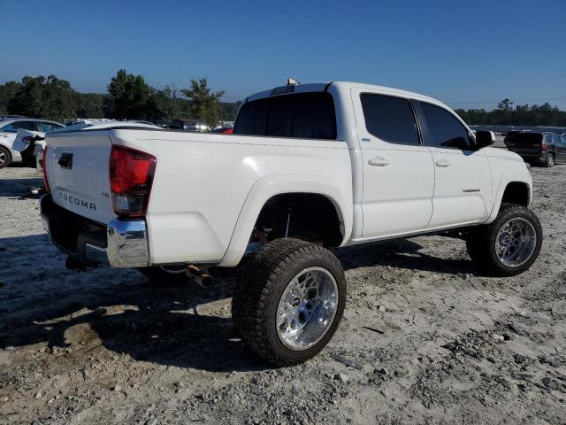 Obraz 3 z 2018 TOYOTA TACOMA DOUBLE CAB 2018 z VIN 5TFAZ5CN6JX067550