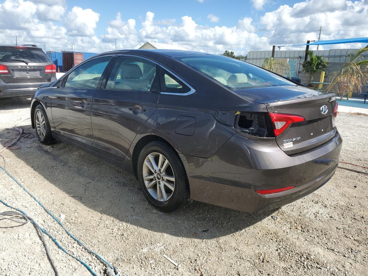Image 2 of 2017 HYUNDAI SONATA SE 2017 with VIN 5NPE24AF7HH507034