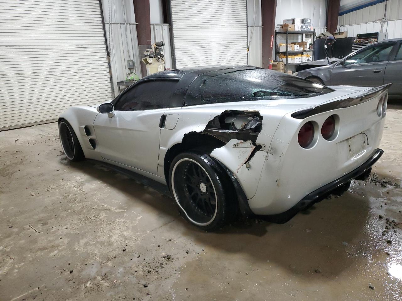 Obraz 2 z 2005 CHEVROLET CORVETTE  2005 z VIN 1G1YY24U355131835