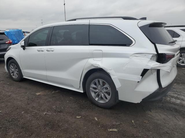 Image 2 of 2023 TOYOTA SIENNA XLE 2023 with VIN 5TDYRKEC6PS159121