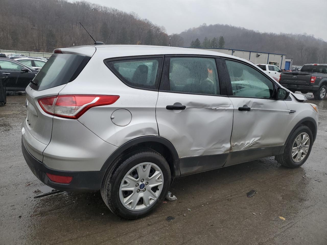 Изображение 3 2013 FORD ESCAPE S 2013 с VIN 1FMCU0F77DUB65592