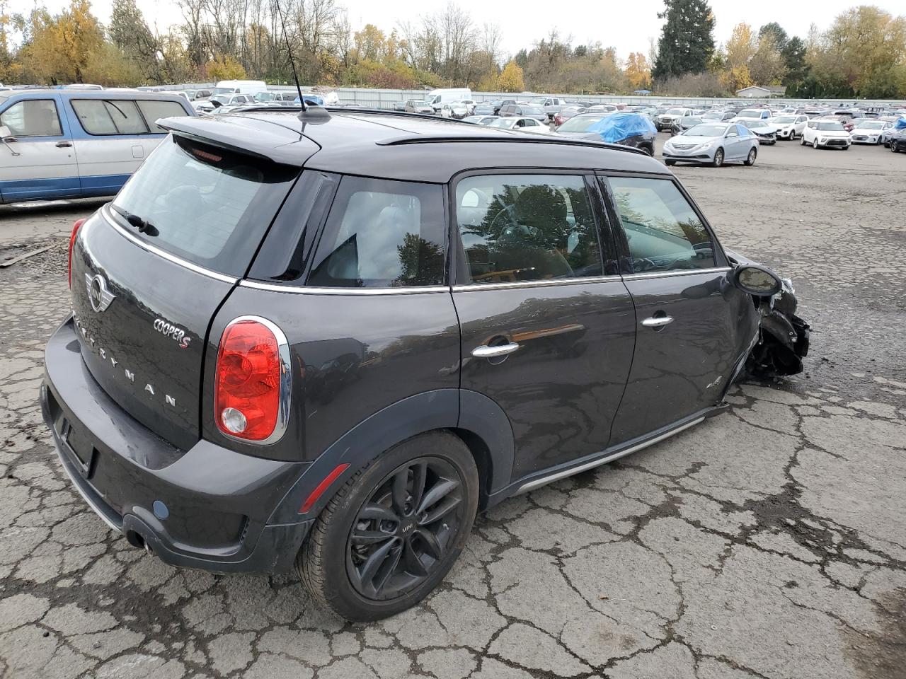 Obraz 3 z 2016 MINI COOPER S COUNTRYMAN 2016 z VIN WMWZC5C57GWU20278