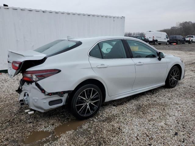 Image 3 of 2022 TOYOTA CAMRY SE 2022 with VIN 4T1G11AK2NU053845