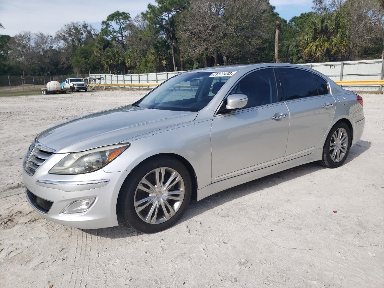 Изображение 1 2013 HYUNDAI GENESIS 5.0L 2013 с VIN KMHGC4DH7DU253033