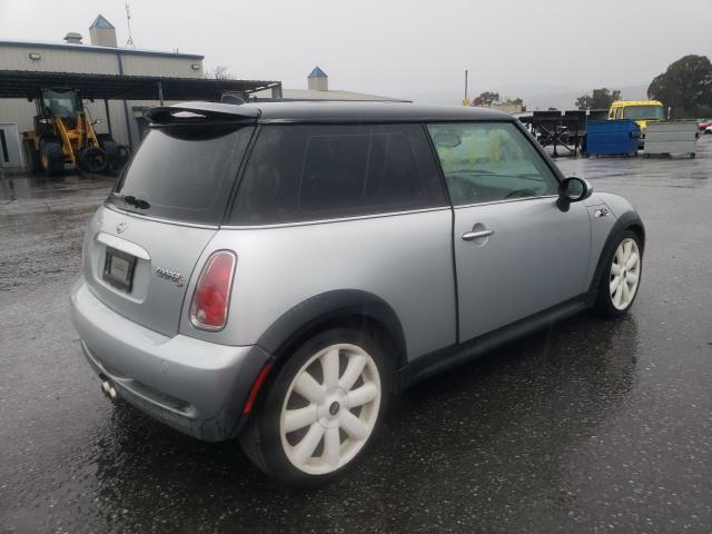 Image 3 of 2006 MINI COOPER S 2006 with VIN WMWRE33556TL20209