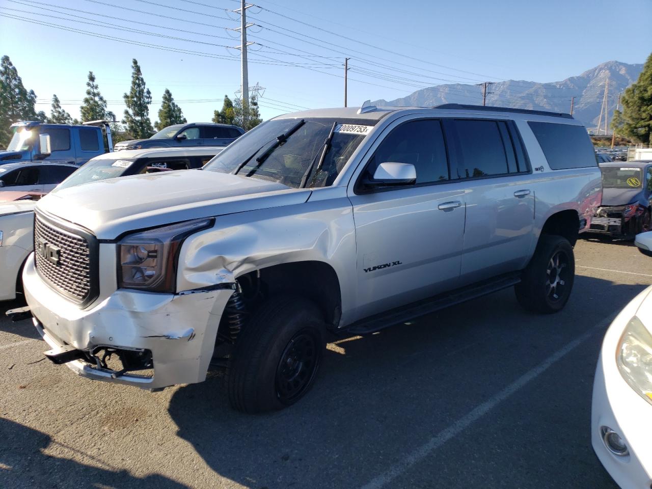 2017 GMC YUKON XL K1500 SLT 2017 image