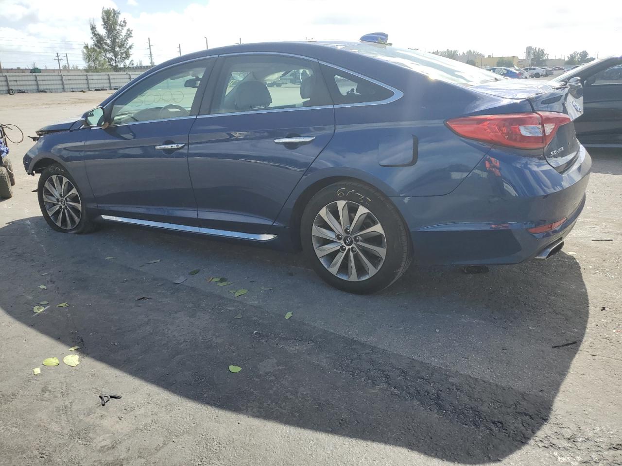 Image 2 of 2017 HYUNDAI SONATA SPORT 2017 with VIN 5NPE34AF6HH562698