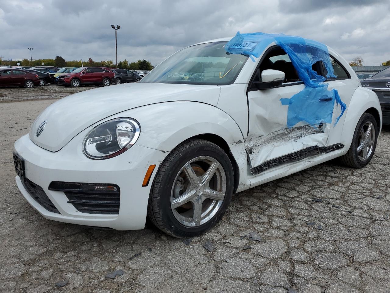 Image 1 of 2017 VOLKSWAGEN BEETLE 1.8T 2017 with VIN 3VWF17AT0HM624752