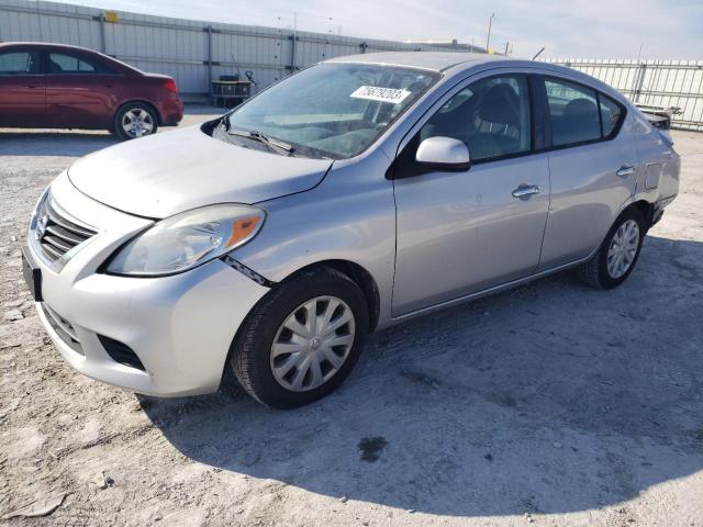 Obraz 1 z 2013 NISSAN VERSA S 2013 z VIN 3N1CN7AP3DL873143