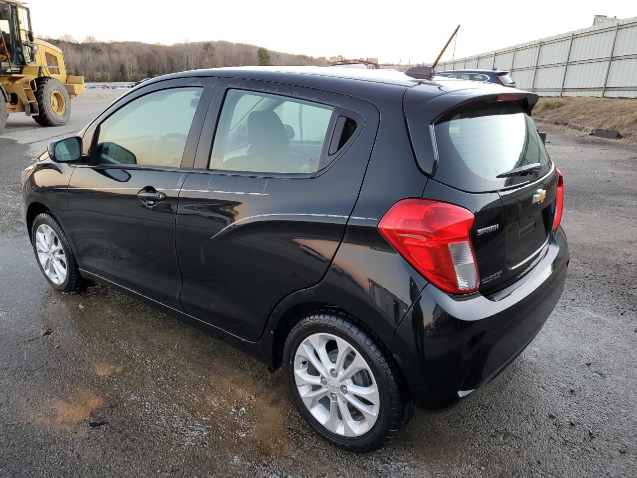 Image 2 of 2019 CHEVROLET SPARK 1LT 2019 with VIN KL8CD6SA6KC701775