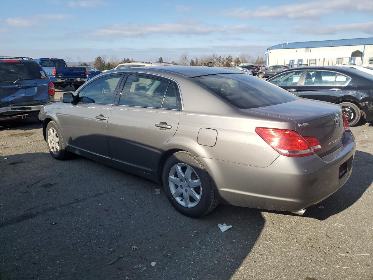 Obraz 2 z 2006 TOYOTA AVALON XL 2006 z VIN 4T1BK36B36U129554