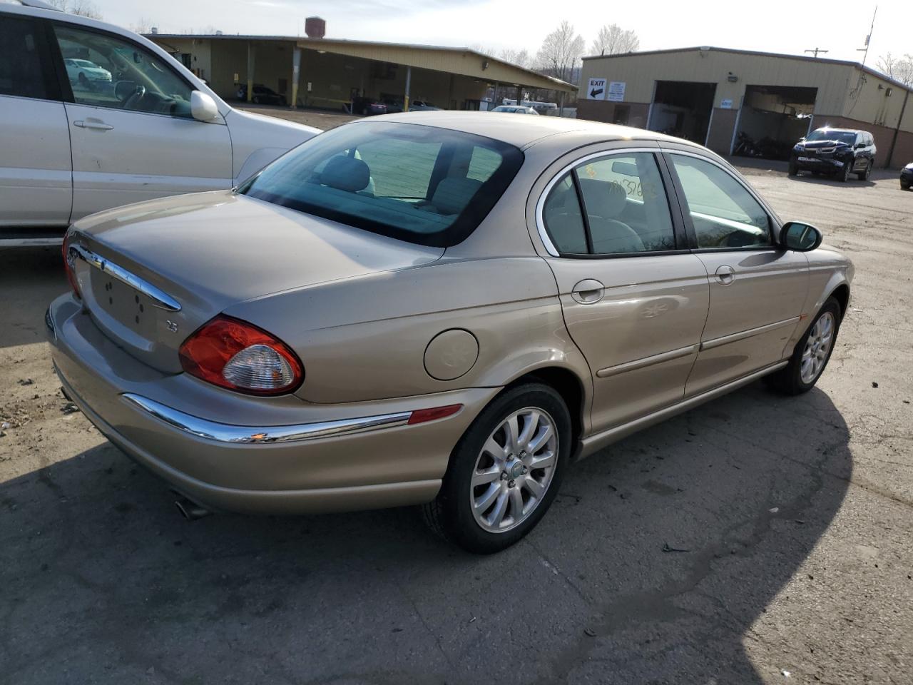 Obraz 3 z 2002 JAGUAR X-TYPE 2.5 2002 z VIN SAJEA51D82XC83683