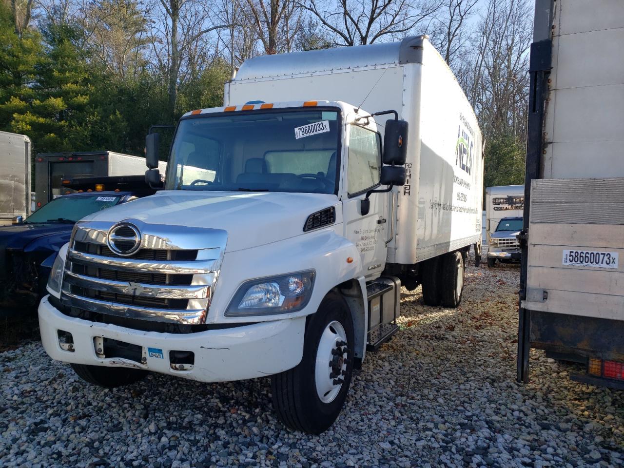 Image 1 of 2019 HINO 258/268  2019 with VIN 5PVNJ8JRXK4S51652
