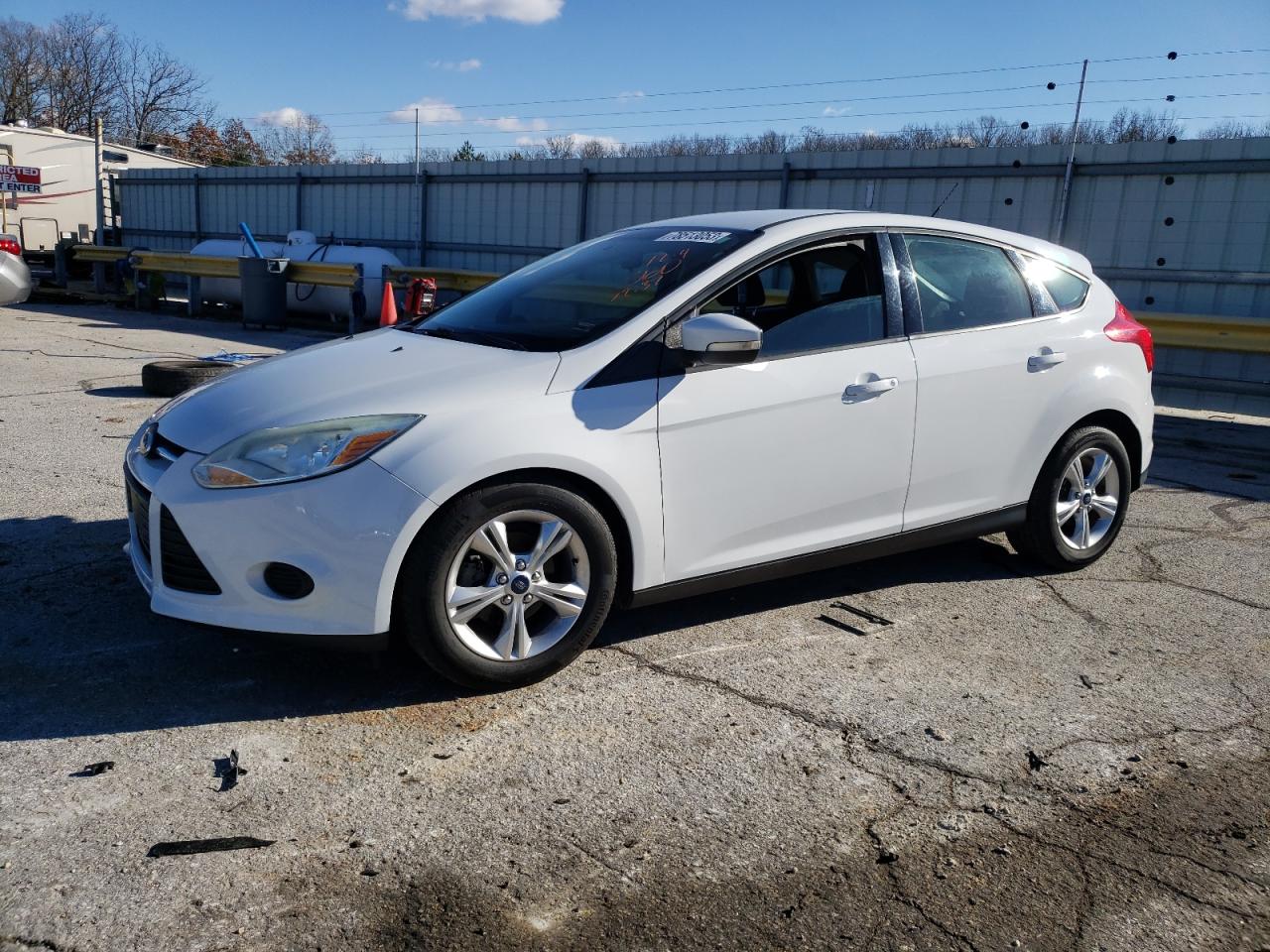 Изображение 1 2014 FORD FOCUS SE 2014 с VIN 1FADP3K20EL272668