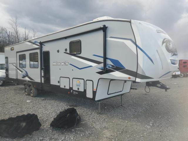 Obraz 1 z 2023 WILDWOOD ARCTIC WOL 2023 z VIN 5ZT3CK3B1P0715780