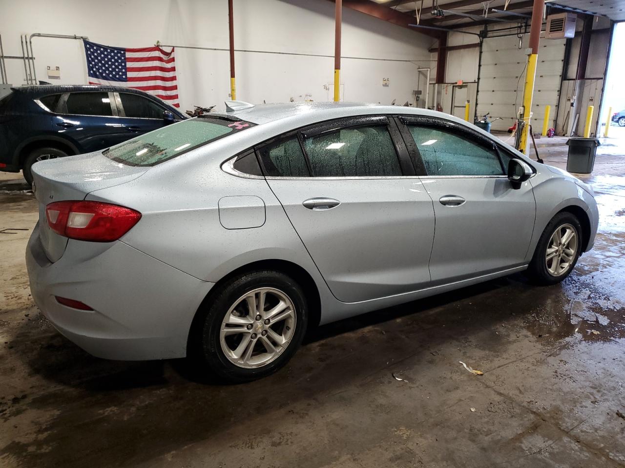 Obraz 3 z 2017 CHEVROLET CRUZE LT 2017 z VIN 1G1BE5SM9H7187113