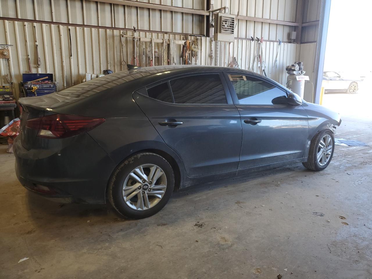 Image 3 of 2020 HYUNDAI ELANTRA SEL 2020 with VIN 5NPD84LF4LH575713