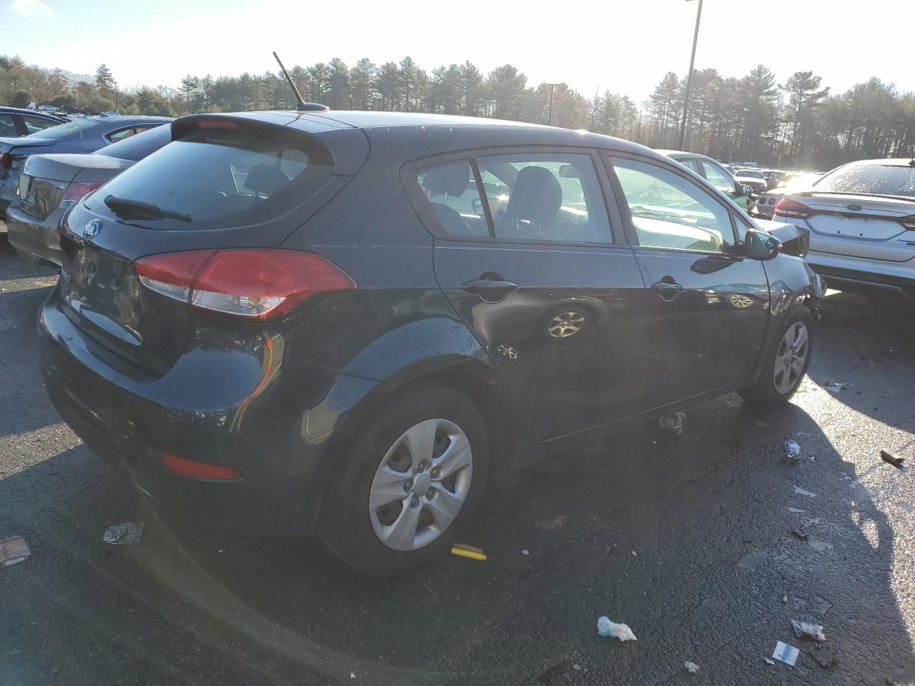 Изображение 3 2017 KIA FORTE LX 2017 с VIN KNAFK5A82H5693574