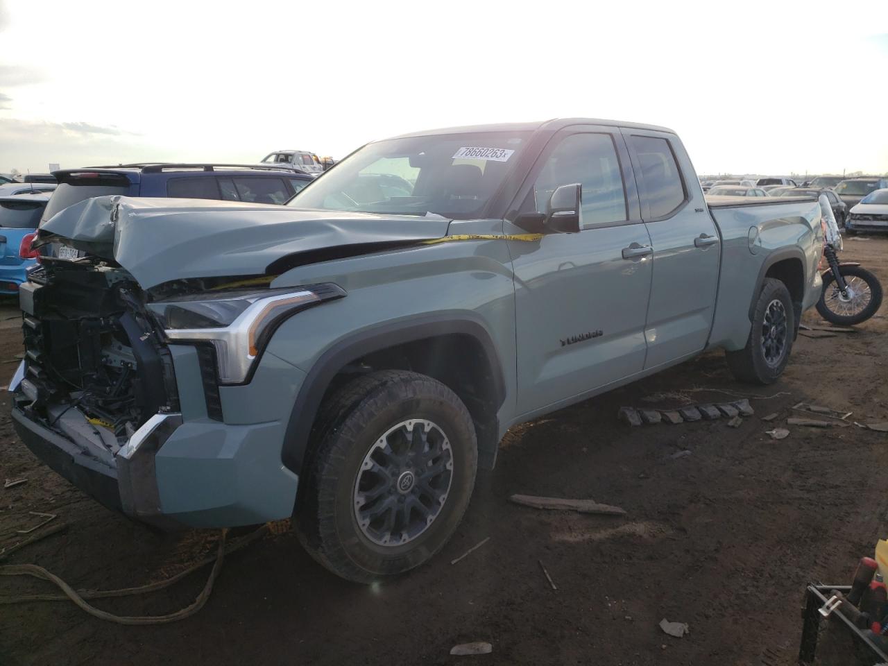 Изображение 2022 TOYOTA TUNDRA DOUBLE CAB SR 2022