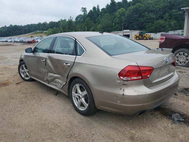 Изображение 2 2015 VOLKSWAGEN PASSAT SE 2015 с VIN 1VWBT7A37FC008957