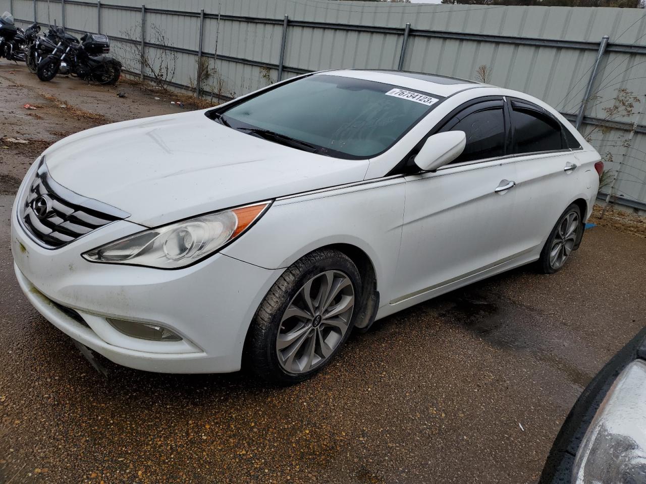 2013 HYUNDAI SONATA SE 2013 image