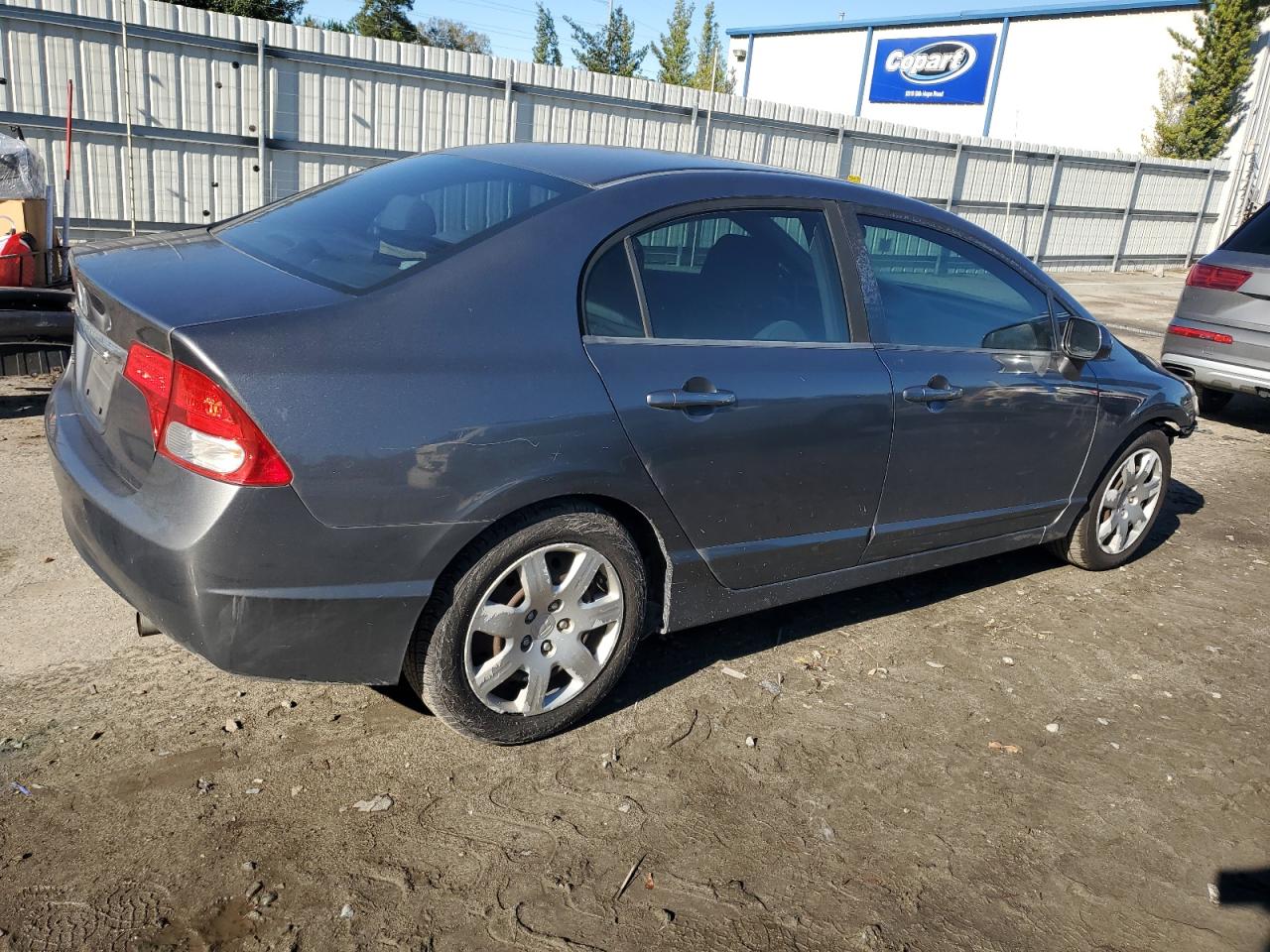 Image 3 of 2010 HONDA CIVIC LX 2010 with VIN 19XFA1F5XAE037467