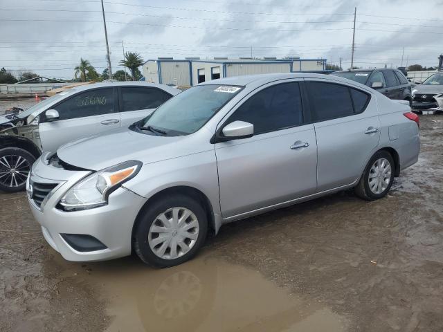 Obraz 1 z 2015 NISSAN VERSA S 2015 z VIN 3N1CN7AP0FL907154