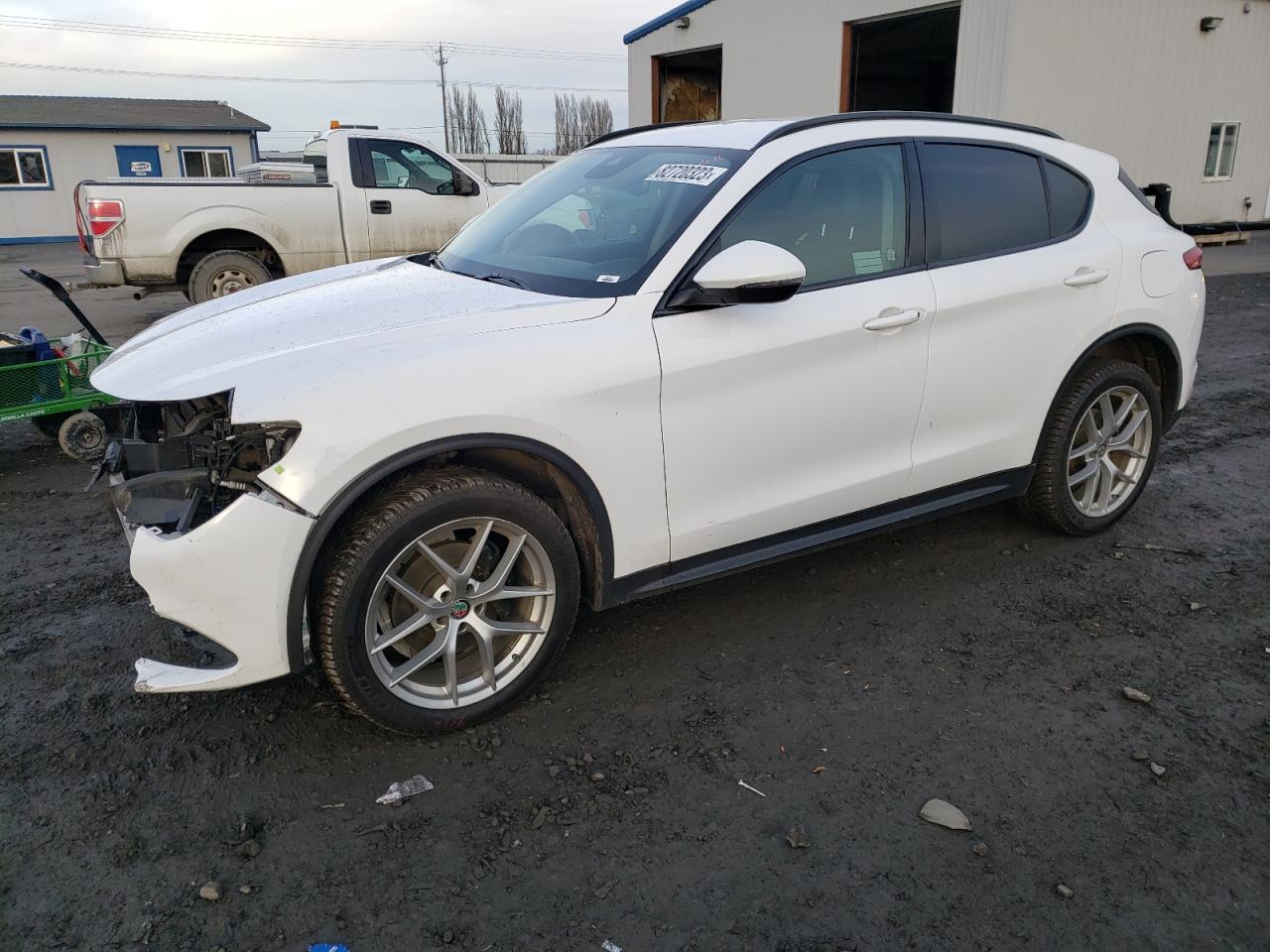 Obraz 1 z 2018 ALFA ROMEO STELVIO SPORT 2018 z VIN ZASFAKPN4J7B70219