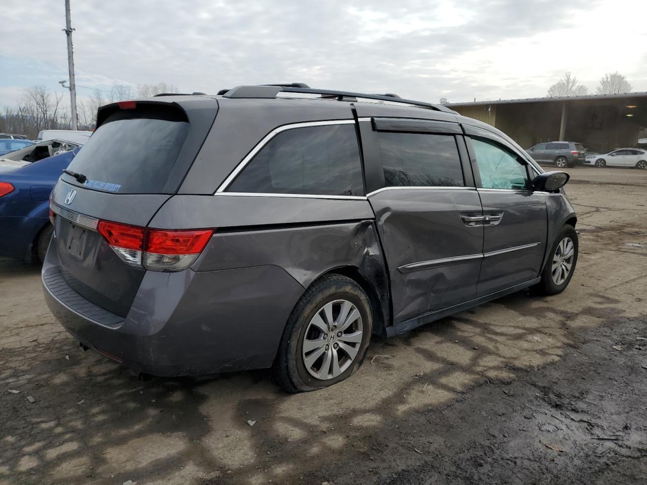 Изображение 3 2016 HONDA ODYSSEY EXL 2016 с VIN 5FNRL5H69GB113364