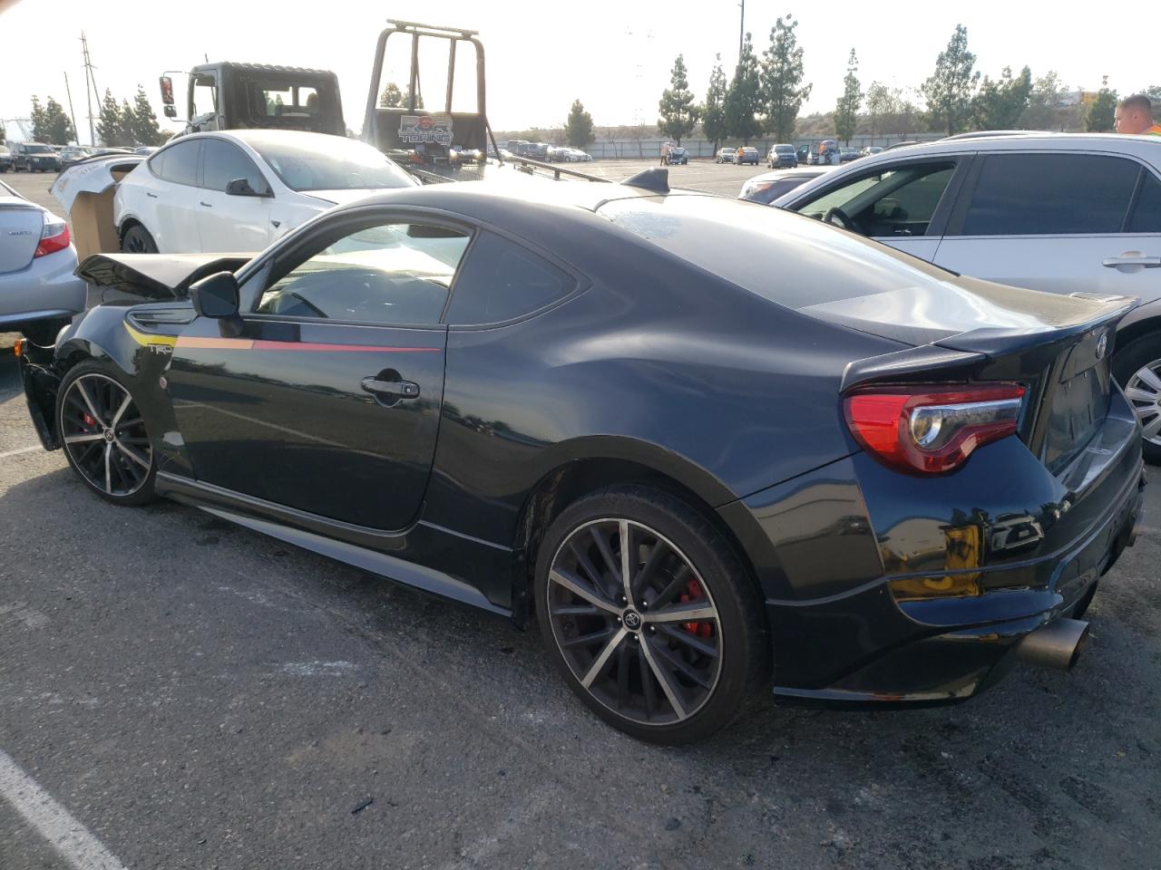 Obraz 2 z 2019 TOYOTA 86 GT 2019 z VIN JF1ZNAE14K9701449