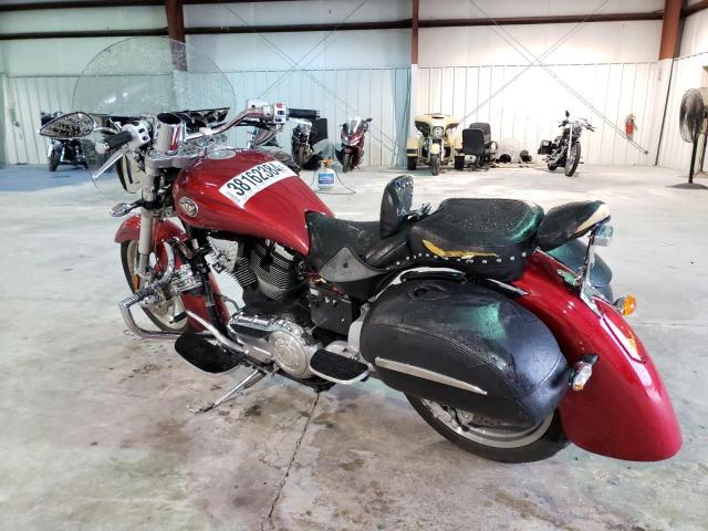 Obraz 3 z 2005 VICTORY MOTORCYCLES KINGPIN  2005 z VIN 5VPCB16D953006054