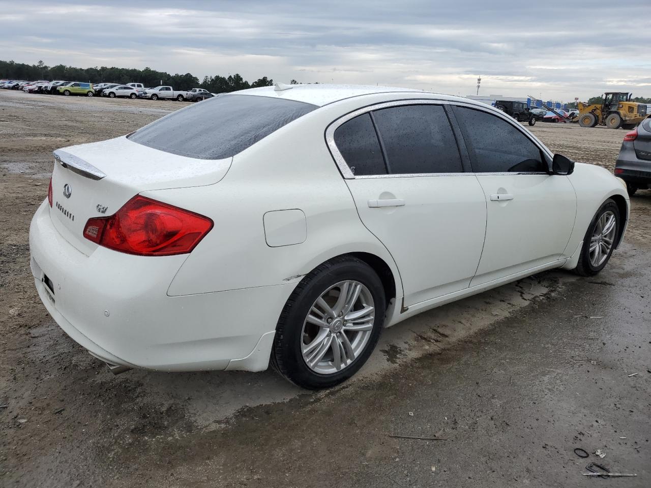 Image 3 of 2010 INFINITI G37 BASE 2010 with VIN JN1CV6APXAM204444