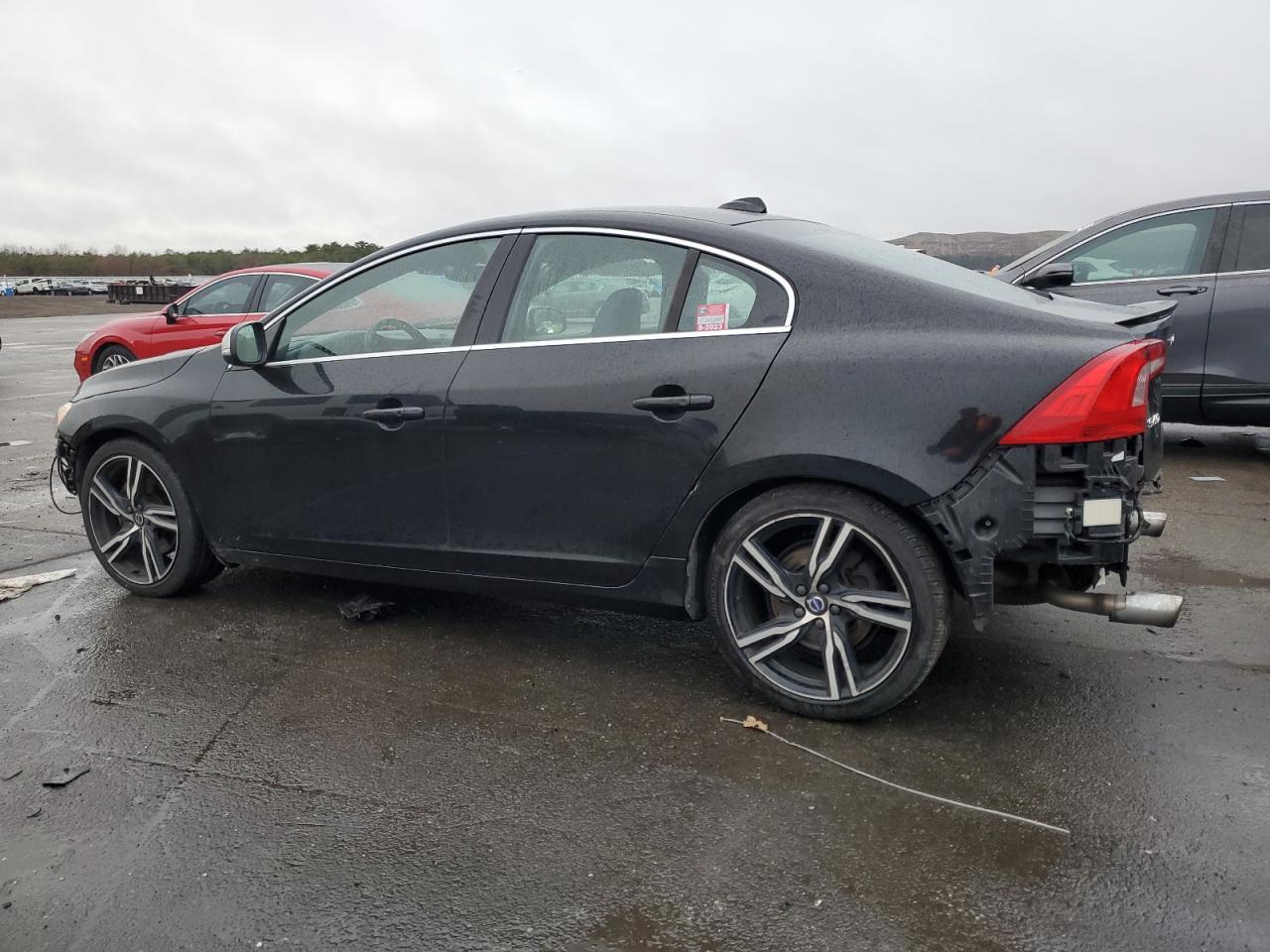 Obraz 2 z 2017 VOLVO S60 R DESIGN 2017 z VIN YV149MTS5H2437059