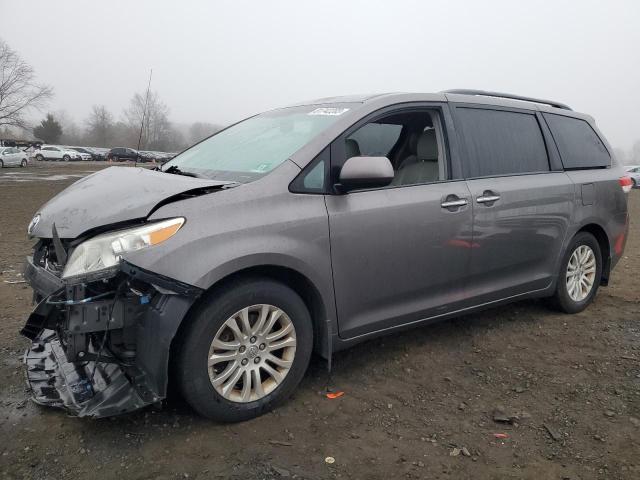 Obraz 2014 TOYOTA SIENNA XLE 2014