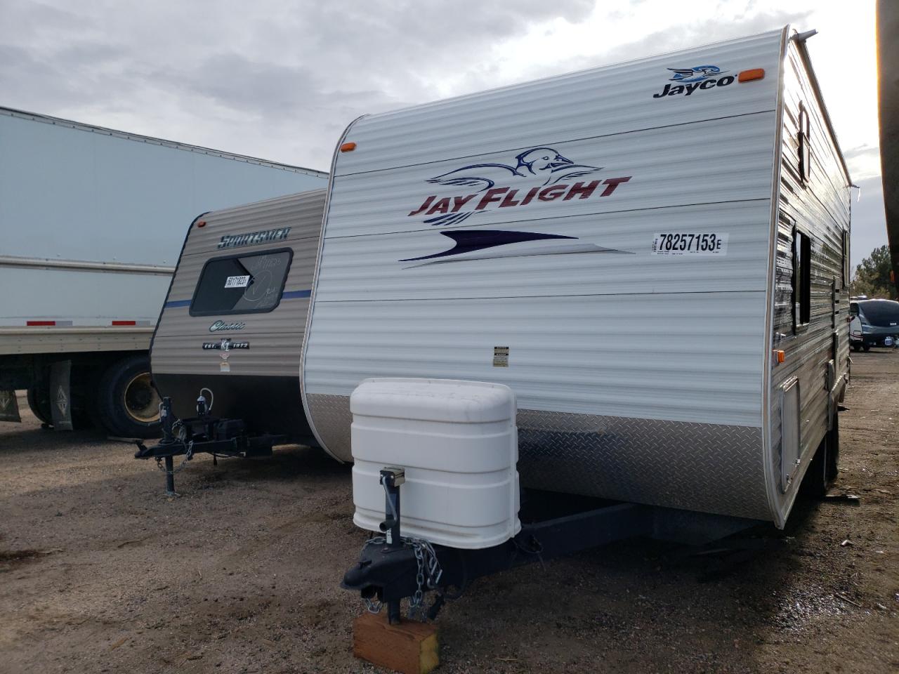 Obraz 2 z 2011 JAYC JAY FLIGHT 2011 z VIN 1UJBJ0BK3B78P0081