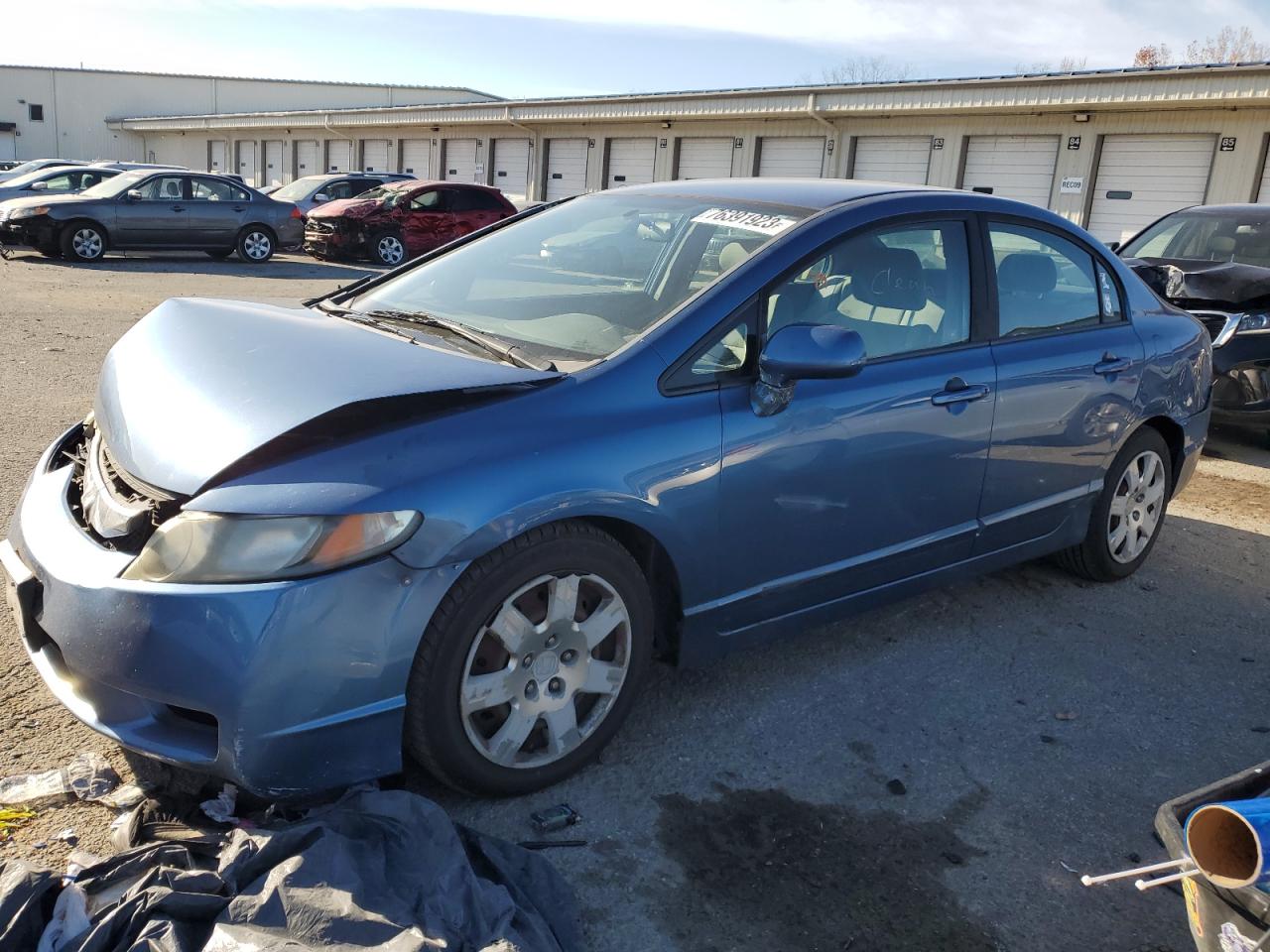 Изображение 1 2010 HONDA CIVIC LX 2010 с VIN 19XFA1F50AE042872