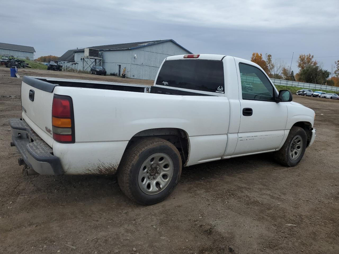 Изображение 3 2005 GMC NEW SIERRA C1500 2005 с VIN 1GTEC14VX5Z150984