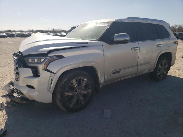 Изображение 2023 TOYOTA SEQUOIA SR5 2023