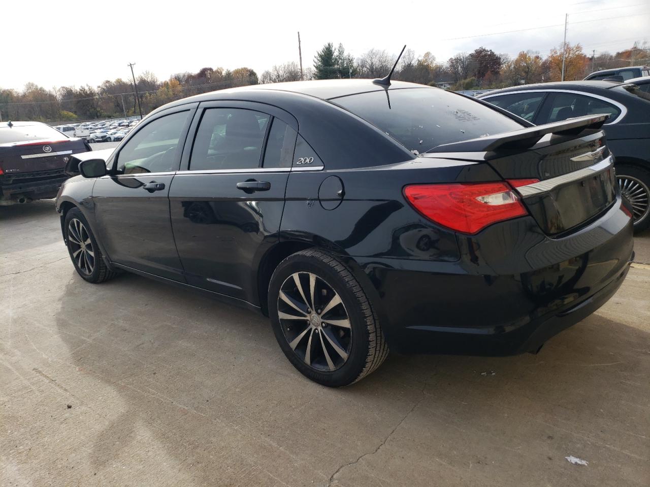 Изображение 2 2011 CHRYSLER 200 S 2011 с VIN 1C3BC8FG3BN574847