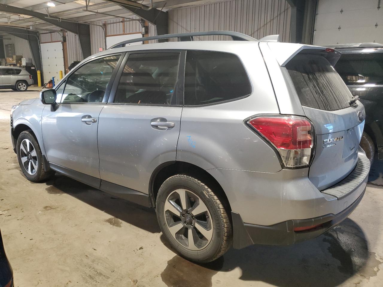 Image 2 of 2018 SUBARU FORESTER 2.5I PREMIUM 2018 with VIN JF2SJAGC6JH440045