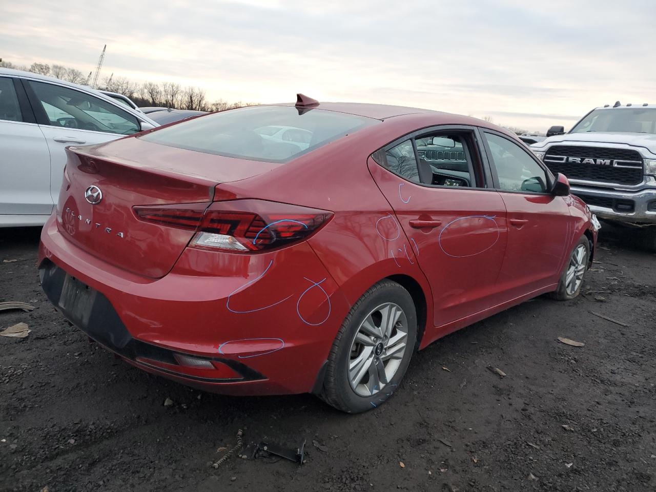 Image 3 of 2020 HYUNDAI ELANTRA SEL 2020 with VIN KMHD84LF1LU021837