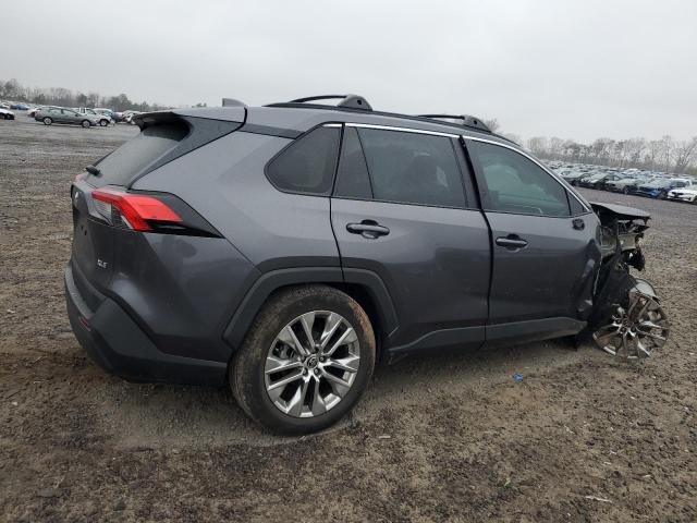 Obraz 3 z 2021 TOYOTA RAV4 XLE PREMIUM 2021 z VIN 2T3C1RFV7MC170893