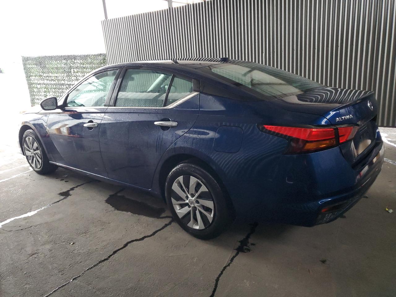 Image 2 of 2020 NISSAN ALTIMA S 2020 with VIN 1N4BL4BV0LC230419